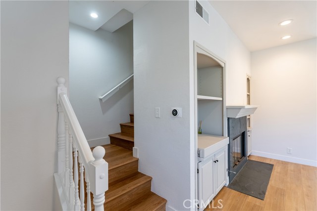 Detail Gallery Image 5 of 15 For 13901 Olive View #68,  Sylmar,  CA 91342 - 3 Beds | 3 Baths