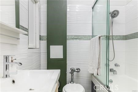 Detail Gallery Image 7 of 25 For 360 W Ocean Bld #204,  Long Beach,  CA 90802 - 0 Beds | 1 Baths