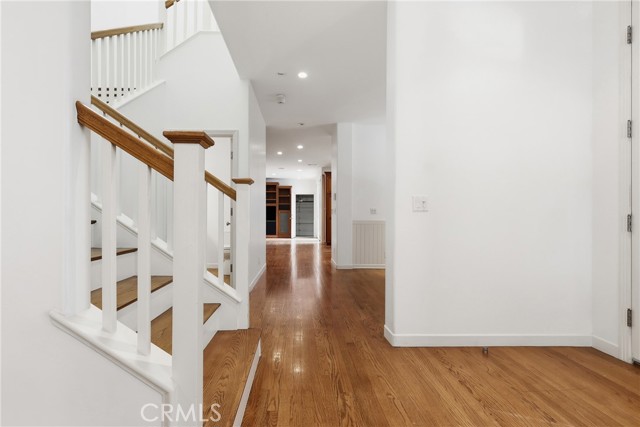 Detail Gallery Image 6 of 24 For 500 3rd, Manhattan Beach,  CA 90266 - 4 Beds | 5/2 Baths