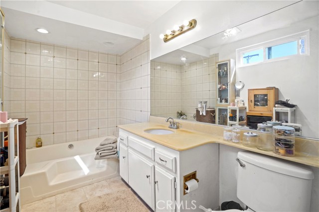 5960 Wilksinon Ave, North Hollywood CA: https://media.crmls.org/medias/4344dc46-fa00-43de-9e0c-36423f08438c.jpg