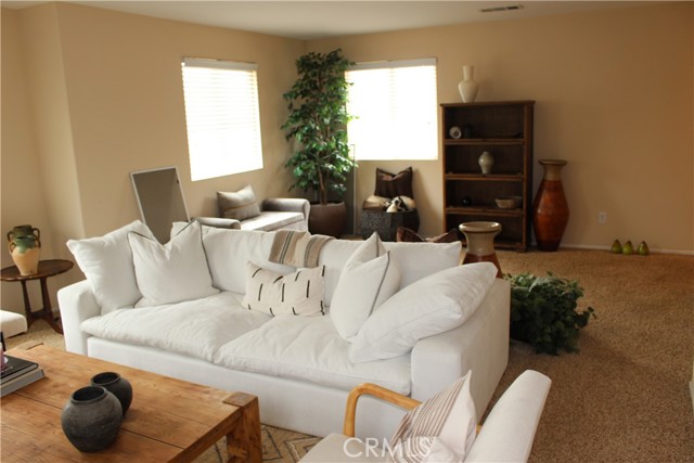 Upstairs Loft/Bonus Room