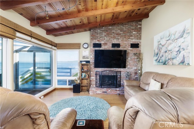 Detail Gallery Image 12 of 58 For 3420 Studio Dr, Cayucos,  CA 93430 - 3 Beds | 2 Baths