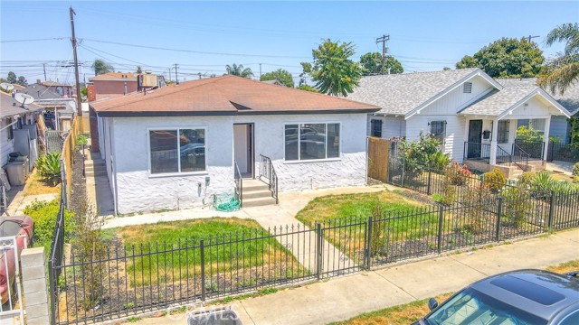 Image 3 for 227 E 61St St, Los Angeles, CA 90003