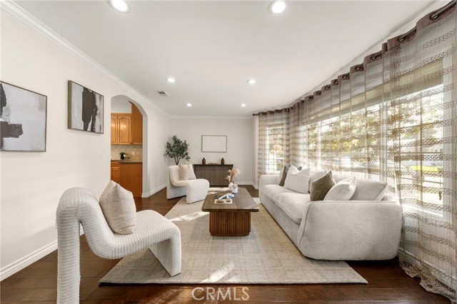 Detail Gallery Image 6 of 47 For 13951 Addison, Sherman Oaks,  CA 91423 - 3 Beds | 2 Baths