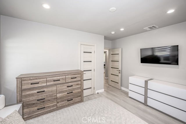 Detail Gallery Image 14 of 19 For 6146 Morella Ave, North Hollywood,  CA 91606 - 3 Beds | 2 Baths