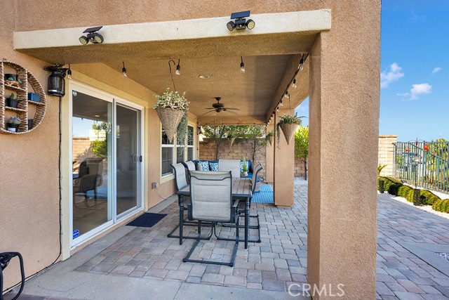 2727 Goldenrain Street, Palmdale CA: https://media.crmls.org/medias/43465e35-ac3a-47f7-ba98-25634c49a79c.jpg