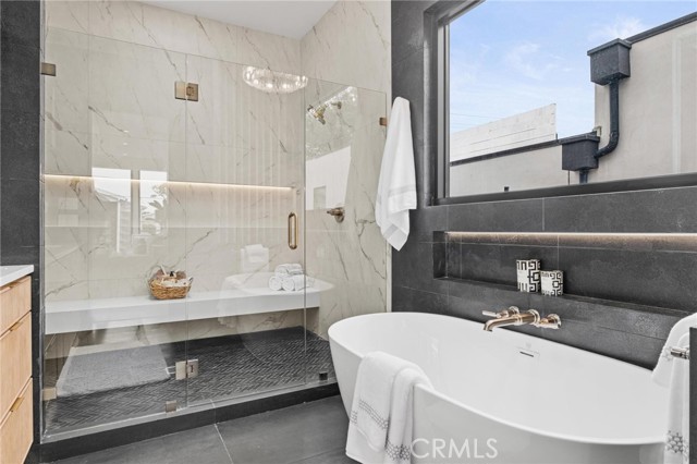 3609 Oak Avenue, Manhattan Beach CA: https://media.crmls.org/medias/4346eb69-8102-4ce6-bdf7-6750947df68d.jpg