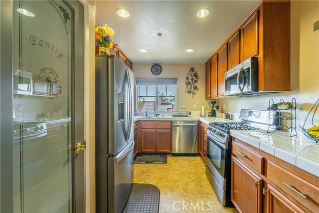 Detail Gallery Image 25 of 53 For 25890 Iris Ave a,  Moreno Valley,  CA 92551 - 2 Beds | 2 Baths