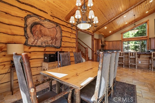 Image 5 of 45 For 1020 Heritage Trail