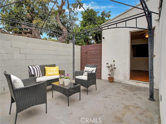 Detail Gallery Image 34 of 38 For 110 W Forhan St, Long Beach,  CA 90805 - 2 Beds | 1 Baths