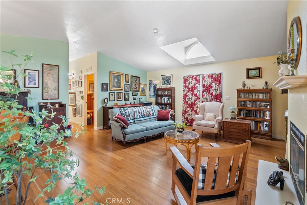 MLS #PW25255268 image #5