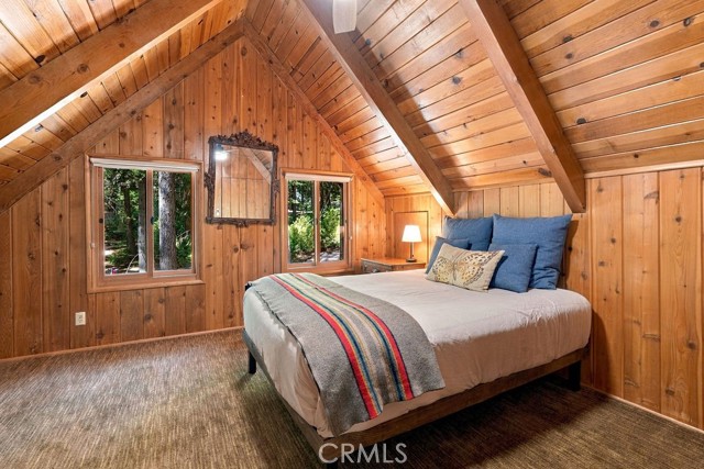 813 Poe Court, Lake Arrowhead, CA 92352