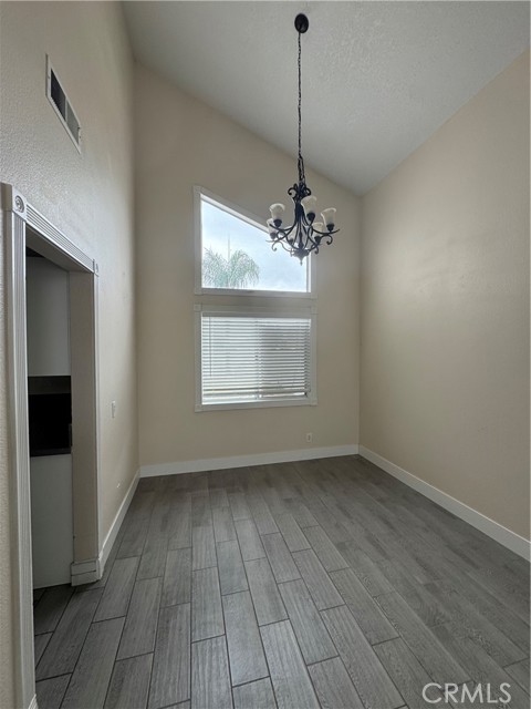 461 Camino Los Gallos, Perris CA: https://media.crmls.org/medias/434bbb11-2efc-45e8-8857-8e93a6be1472.jpg