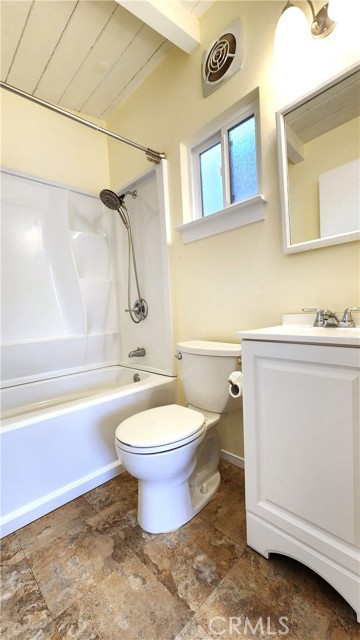 Detail Gallery Image 16 of 21 For 682 Taylor, Monterey,  CA 93940 - 4 Beds | 2 Baths