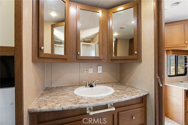 Detail Gallery Image 23 of 35 For 1111 Saratoga, Pioneertown,  CA 92268 - 1 Beds | 1 Baths