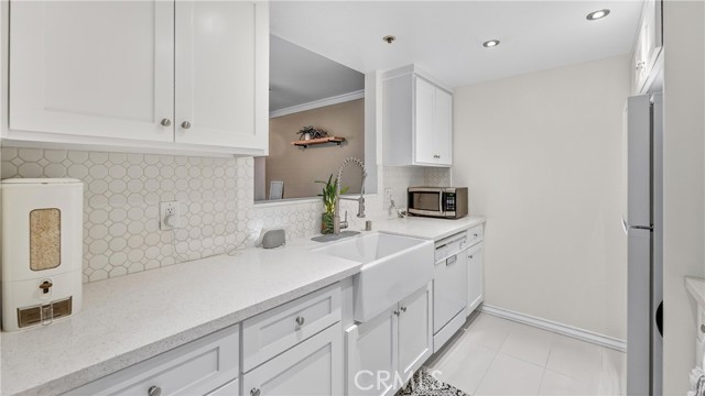 Front Image Thumbnail for CRPW26044752