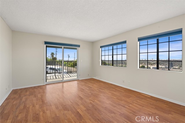 2599 Walnut, 128 photo 12
