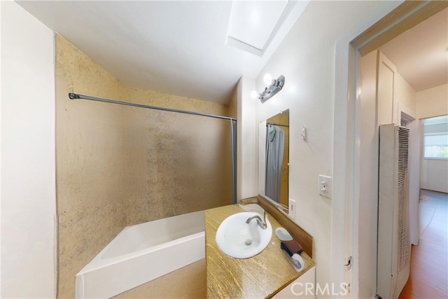 Detail Gallery Image 29 of 29 For 2372 W 29th, Los Angeles,  CA 90018 - – Beds | – Baths