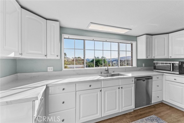 Detail Gallery Image 18 of 75 For 24401 Cornstalk, Wildomar,  CA 92595 - 3 Beds | 2 Baths