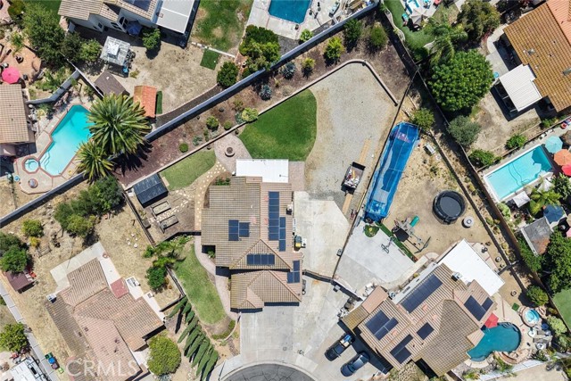 25444 Clover Glen Circle, Murrieta CA: https://media.crmls.org/medias/434e75b3-6668-4e60-b654-f496e27a5530.jpg
