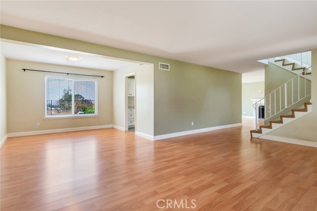 Detail Gallery Image 6 of 29 For 6193 Promontory Ln, Riverside,  CA 92506 - 4 Beds | 2/1 Baths