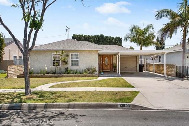 Detail Gallery Image 6 of 51 For 13828 Cowley Ave, Bellflower,  CA 90706 - 4 Beds | 2 Baths