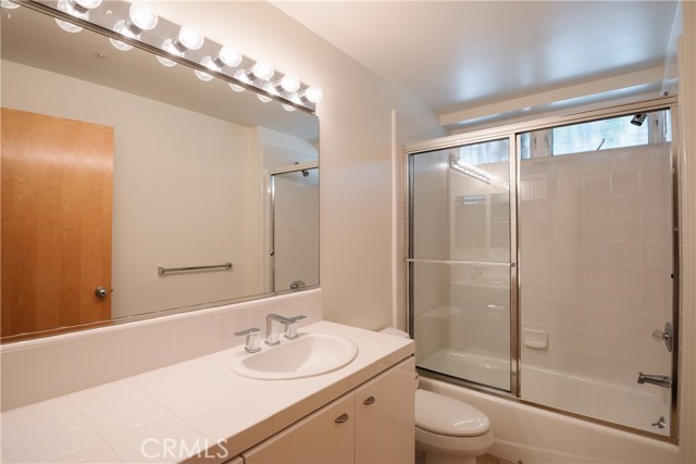 701 Bayview Drive, Manhattan Beach, California 90266, 3 Bedrooms Bedrooms, ,3 BathroomsBathrooms,Residential,Sold,Bayview,SB22103178