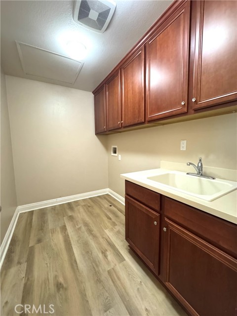 Detail Gallery Image 30 of 36 For 13945 Barnett Ln, Corona,  CA 92880 - 5 Beds | 3/1 Baths