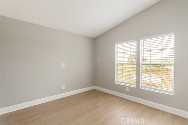 32623 Patita Lane, Winchester CA: https://media.crmls.org/medias/434fe8f8-260a-45a7-96d0-5975b07a2ec4.jpg