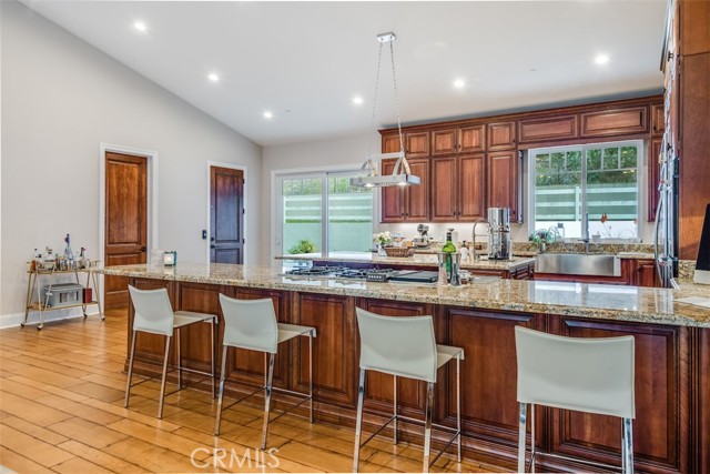 26010 Rolling Hills Road, Rolling Hills Estates, California 90274, 4 Bedrooms Bedrooms, ,4 BathroomsBathrooms,Residential,Sold,Rolling Hills,PV22014791