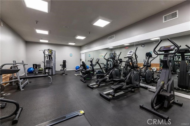 Detail Gallery Image 23 of 27 For 564 N Bellflower Bld #218,  Long Beach,  CA 90814 - 1 Beds | 1 Baths