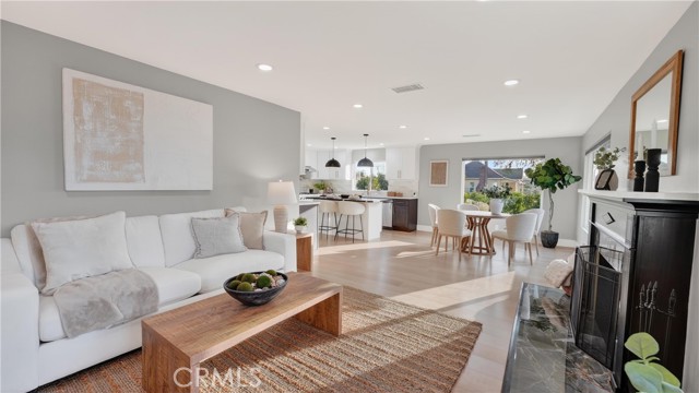 4404 Cogswell, El Monte CA: https://media.crmls.org/medias/4350a44d-8ccd-489a-93b3-1503dff2622b.jpg