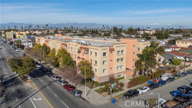 8000 Broadway, Los Angeles, California 90003, ,Multi-Family,For Sale,Broadway,SR25047475