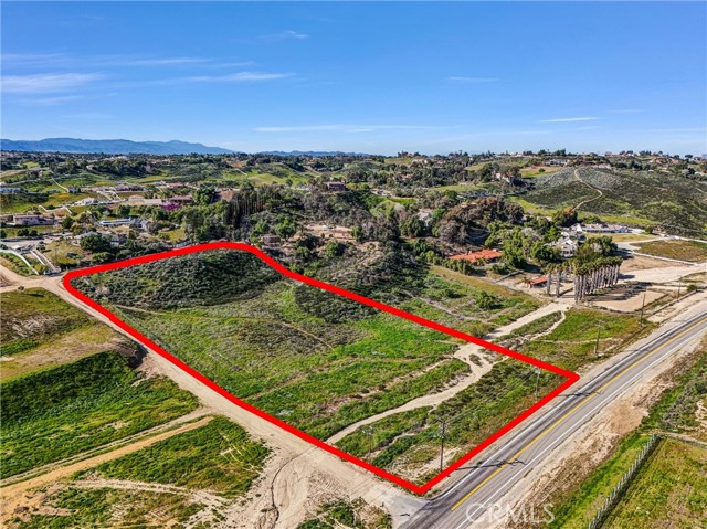 Detail Gallery Image 2 of 16 For 42780 India Pl, Temecula,  CA 92592 - – Beds | – Baths