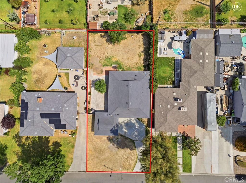 https://media.crmls.org/medias/435141b7-2c27-44d9-8e38-0eeaa18dacc9.jpg?preset=X-Large