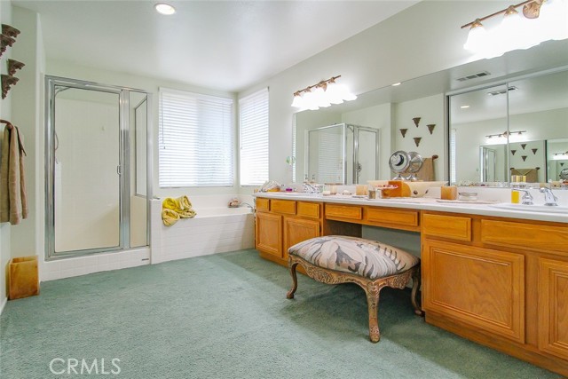 Detail Gallery Image 14 of 26 For 28632 Black Oak Lane, Castaic,  CA 91384 - 4 Beds | 2/1 Baths