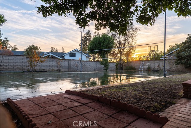 Detail Gallery Image 25 of 34 For 10852 Wicks St, Sunland,  CA 91040 - 5 Beds | 4 Baths