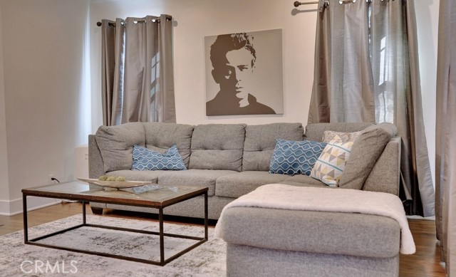 Detail Gallery Image 6 of 21 For 5150 Romaine St, Los Angeles,  CA 90029 - 3 Beds | 2 Baths