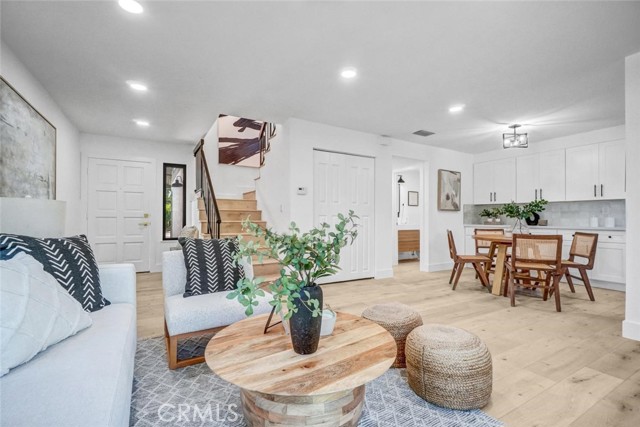 738 Amberwood Drive, Santa Ana CA: https://media.crmls.org/medias/4353365e-1b10-4d85-973d-7911c063c099.jpg