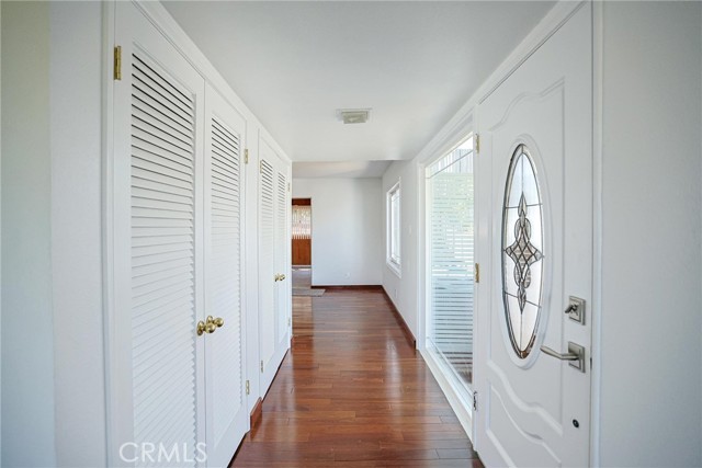 Detail Gallery Image 9 of 40 For 1328 W 214th St, Torrance,  CA 90501 - 4 Beds | 2 Baths