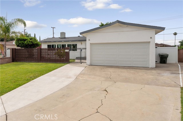 2106 W Judith Lane, Anaheim CA: https://media.crmls.org/medias/4353dcdd-5349-417e-ae19-e7e64f244a28.jpg