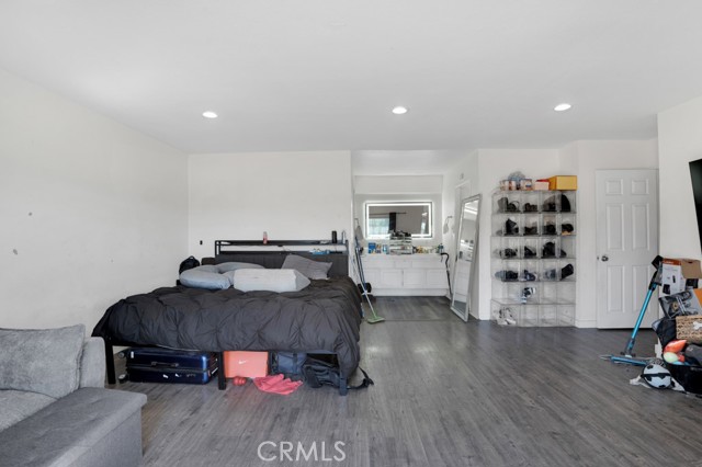 2491 Castlemont Court North photo 18