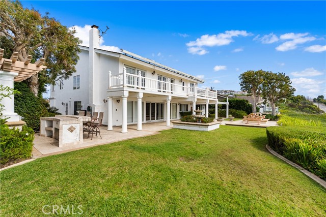 Detail Gallery Image 18 of 37 For 23 San Mateo Way, Corona Del Mar,  CA 92625 - 5 Beds | 3 Baths