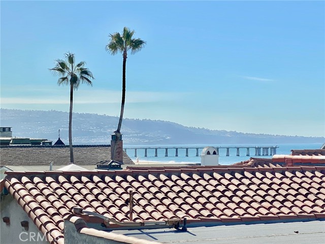 Detail Gallery Image 8 of 34 For 2231 Hermosa Avenue #6,  Hermosa Beach,  CA 90254 - 1 Beds | 1 Baths