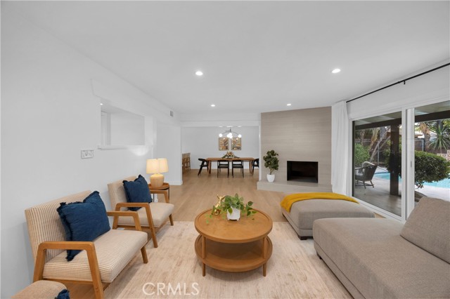 Detail Gallery Image 11 of 30 For 16938 Knapp St, Northridge,  CA 91343 - 3 Beds | 2/1 Baths