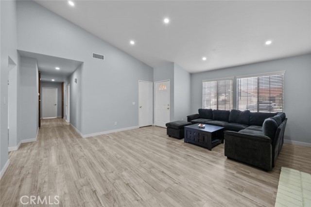 Detail Gallery Image 8 of 32 For 43203 27th St, Lancaster,  CA 93536 - 3 Beds | 2 Baths