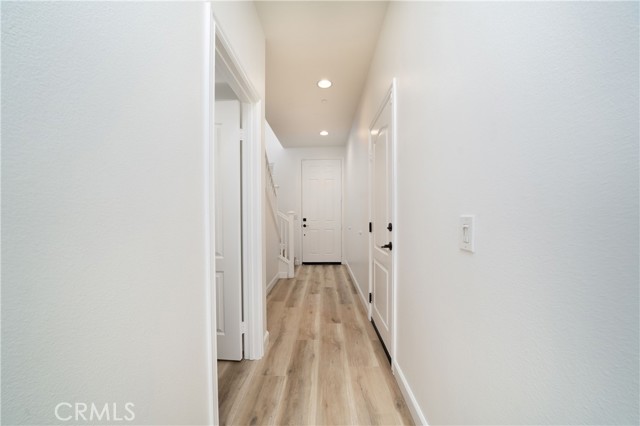 Detail Gallery Image 3 of 25 For 8063 Cambria Cir, Stanton,  CA 90680 - 3 Beds | 2/1 Baths