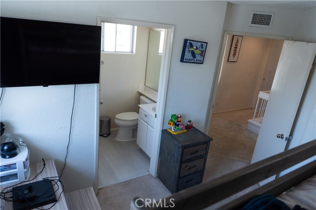 27872 Aberdeen, Mission Viejo CA: https://media.crmls.org/medias/4357bcf7-3f1f-4ccd-9650-87d7c3683543.jpg
