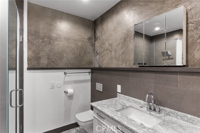Detail Gallery Image 15 of 15 For 2211 1/2 Hyperion Ave, Los Angeles,  CA 90027 - 0 Beds | 1 Baths