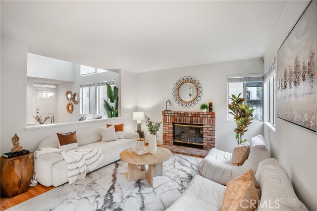 Detail Gallery Image 14 of 40 For 17814 Antherium Dr, Chino Hills,  CA 91709 - 3 Beds | 2/1 Baths